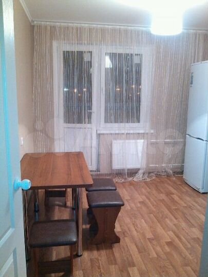 2-к. квартира, 57 м², 4/20 эт.