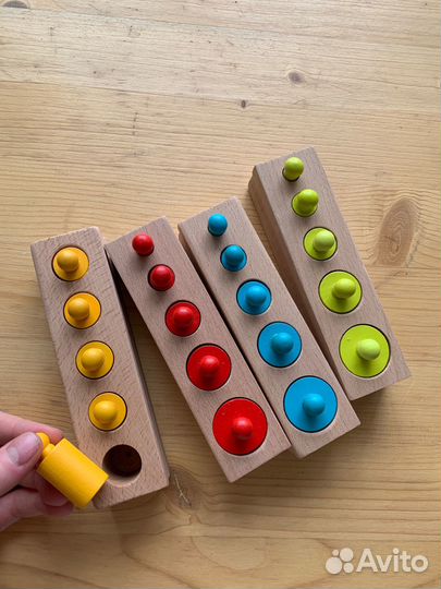 Деревянный сортер разноцветные цилиндры