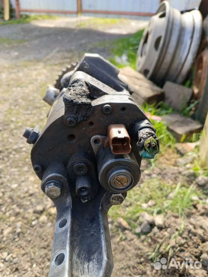 На ссангенг Кайрон б. У