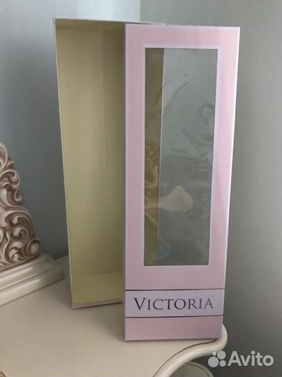 Коробка подарочная
