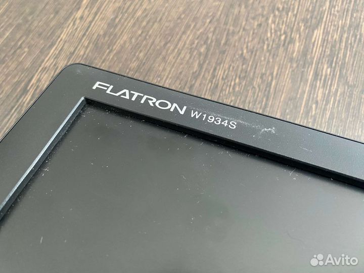 Монитор lg flatron w1934s
