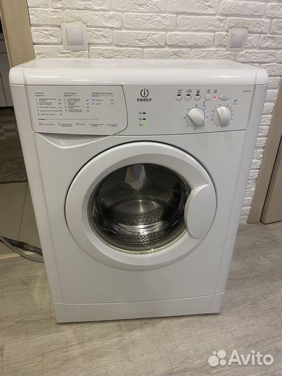 Стиральная машина Indesit