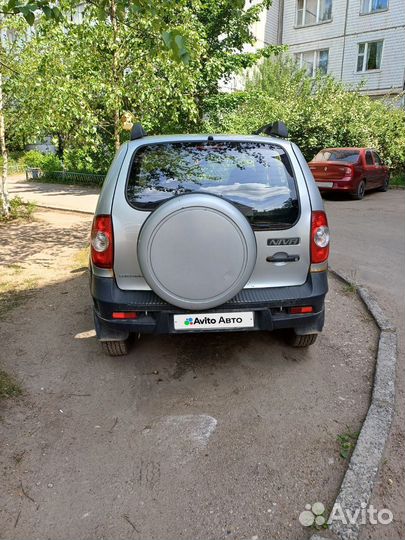 Chevrolet Niva 1.7 МТ, 2010, 121 000 км