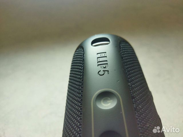 Продам свою Bluetooth колонку JBL Flip 5