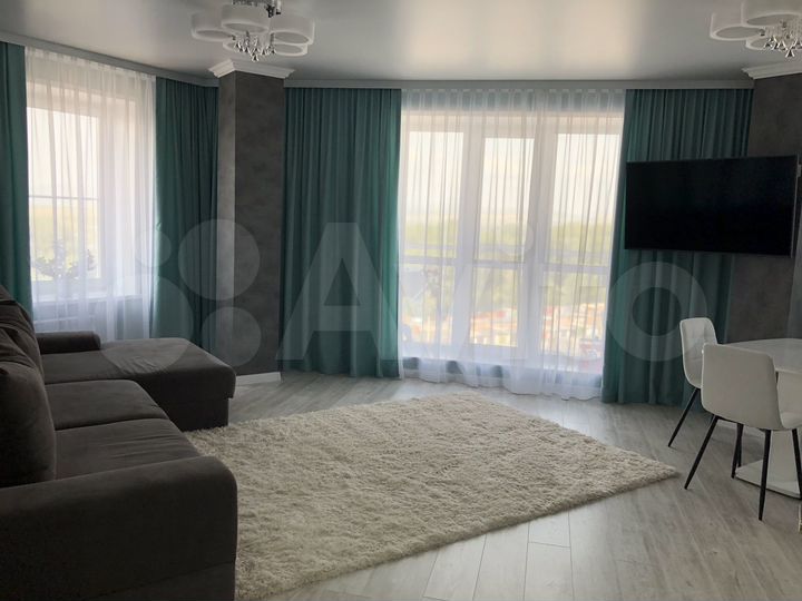 3-к. квартира, 72 м², 9/9 эт.