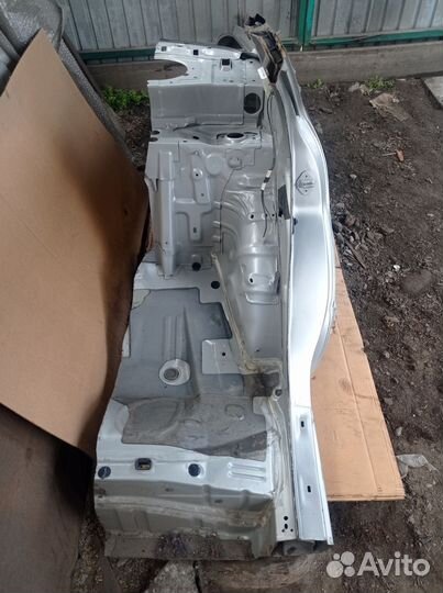 Крыло заднее левое toyota camry gracia sxv 20