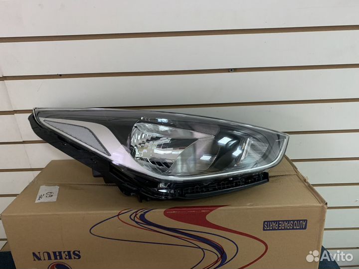 Фара правая Hyundai Solaris 2017-2020