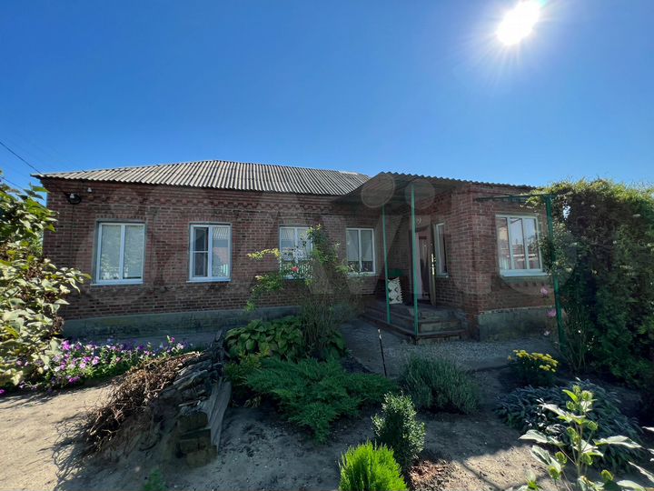 Дом 66 м² на участке 4 сот.