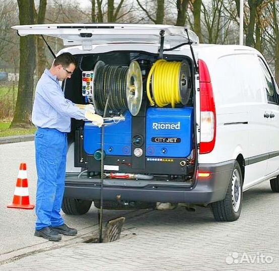 Прочистка канализации,засоров.Сантехник 24часа