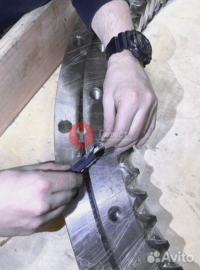 Опорно-поворотный круг Hyundai 81EN-00052