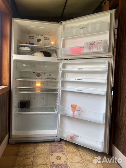 Холодильник sharp