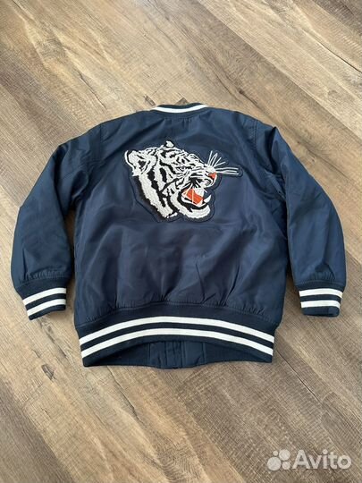 Куртка -бомбер на синтепоне H&M 104р-р