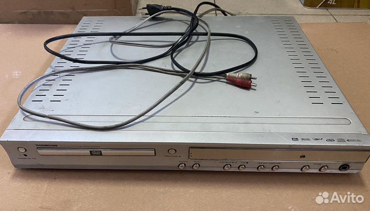 DVD плеер Thomson