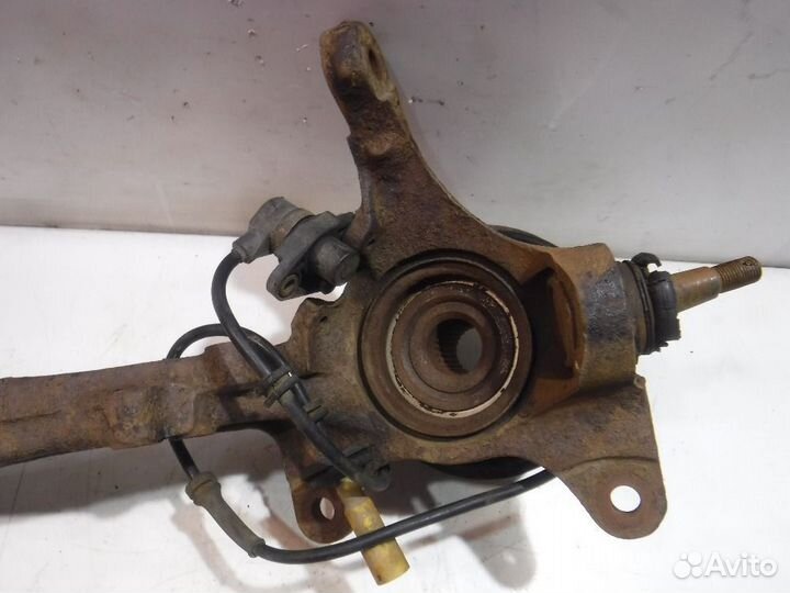 Кулак передний правый Rover 416