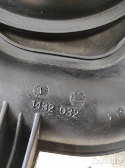 Коллектор впускной Bmw 316I E46 1.9 1999