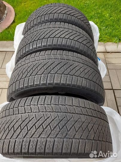 Continental ContiVikingContact 6 225/45 R17 94T