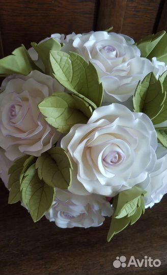 Розы в кашпо светильник из изолона