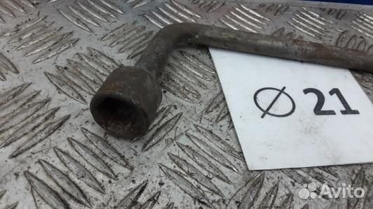 Ключ колесный toyota corolla E12 (EDN12VP01)