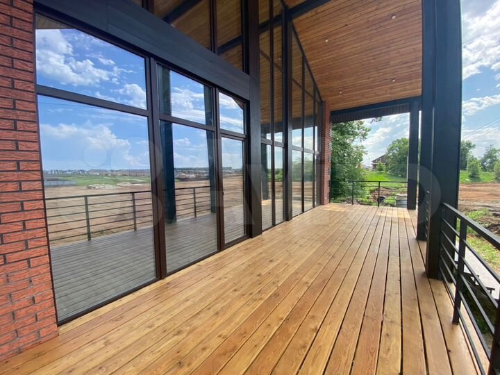 Коттедж 155 м² на участке 6,5 сот.