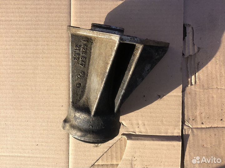 Крепление полуоси бмв х5 е53 4.4 BMW X5 E53