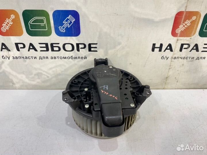 Мотор отопителя (печки) Toyota Tundra