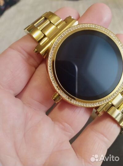 Умные часы michael kors