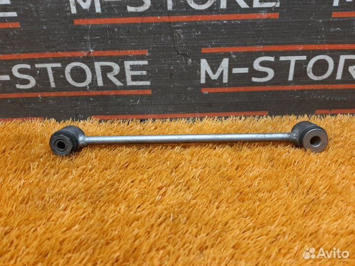 Стойка стабилизатора задняя правая Mercedes-Benz