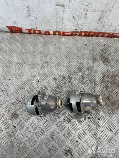 Линза фары Тойота Камри XV40