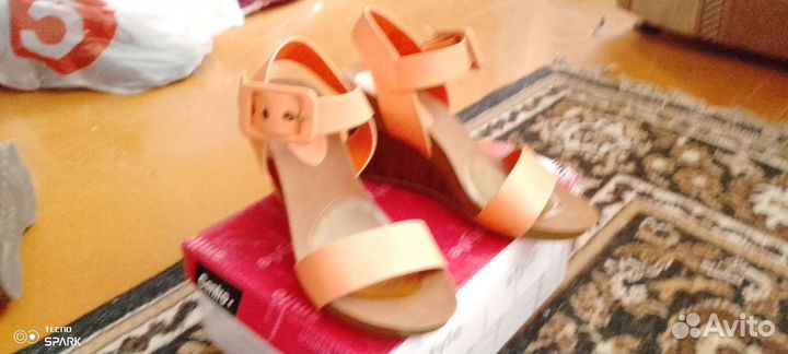 Женская обувь