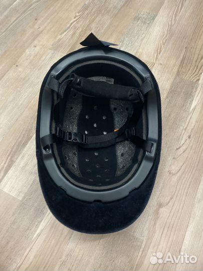 Шлем для верховой езды