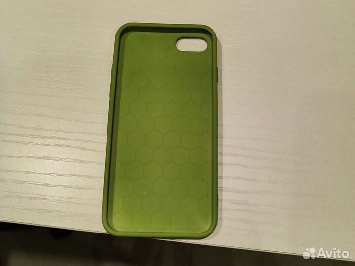 Чехол на iPhone 7