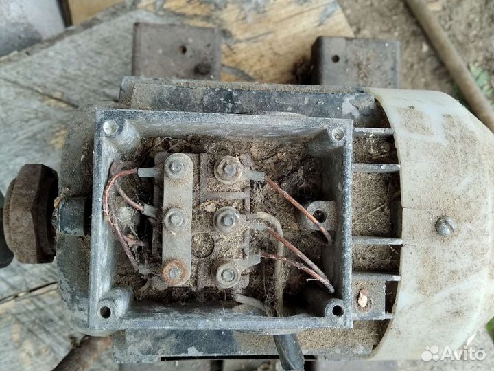 Двигатель асинхронный 380 бу