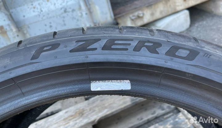 Pirelli P Zero 295/30 R20