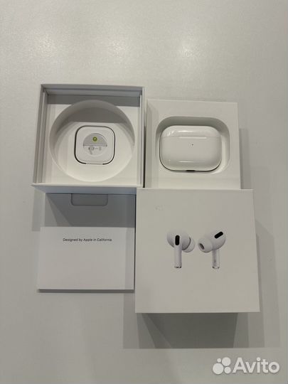 Наушники Apple AirPods Pro