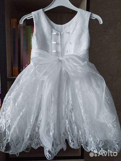 Платье праздничное