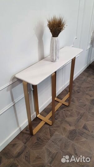 Консоль в прихожую в наличии