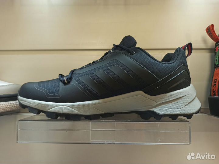 Кроссовки Adidas terex swift R