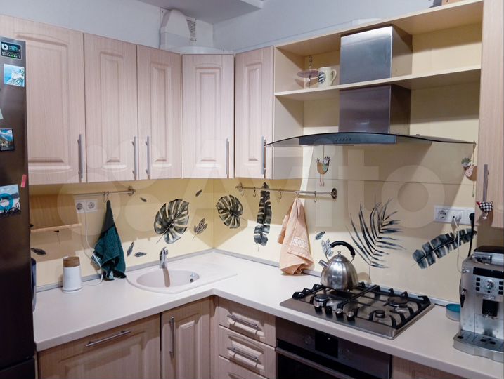 Коттедж 205 м² на участке 8 сот.