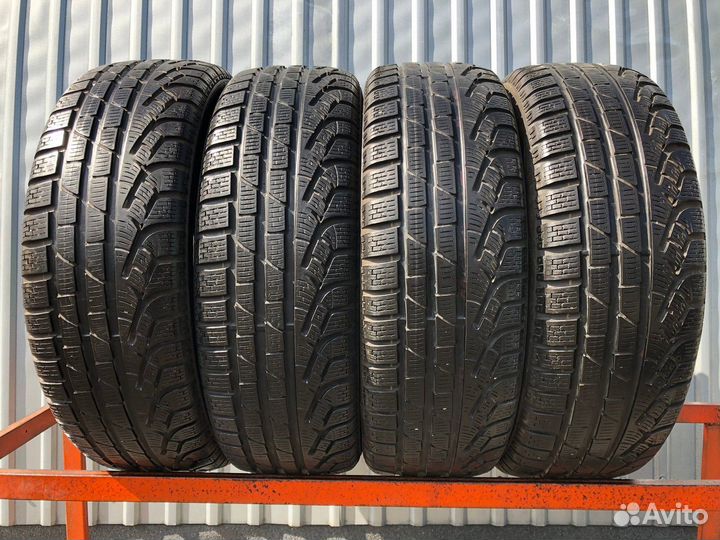 Pirelli Winter Sottozero II 215/60 R17