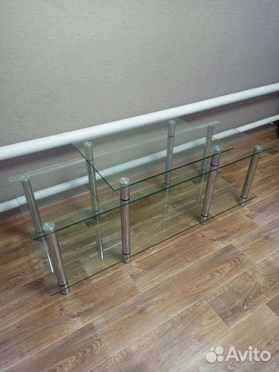 Столик для телевизора б/у