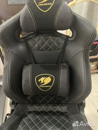 Компьютерное кресло Cougar throne royal