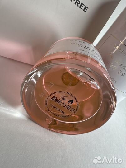 Zarkoperfume pink molecule 090 09 Original