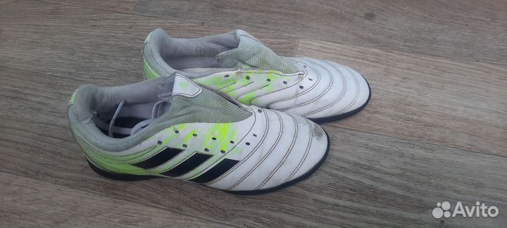 Бутсы футбольные сороконожки детские