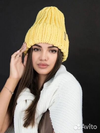 Шапка женская вязаная