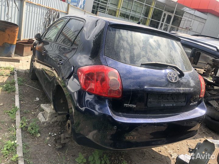 Тойота Аурис запчасти, разбор