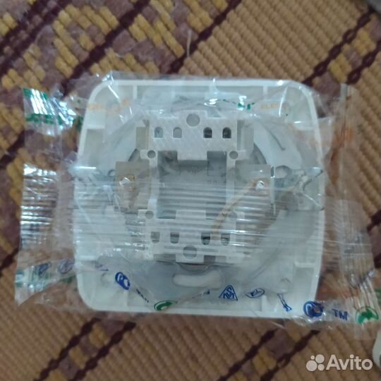 Фурнитура для дверей