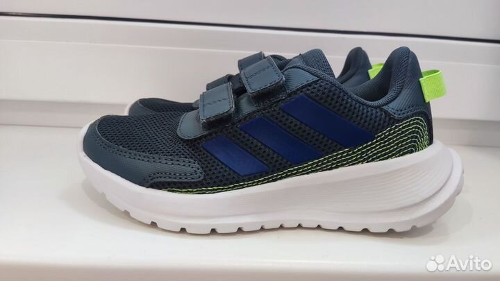 Кроссовки adidas 29