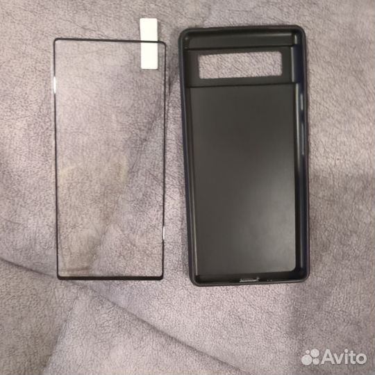 Чехол и защитное стекло на Pixel 6
