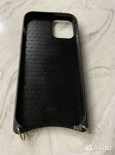 Чехол на iPhone 12