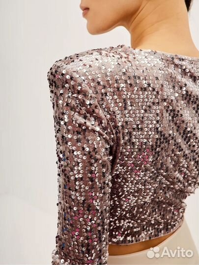 Топ с пайетками